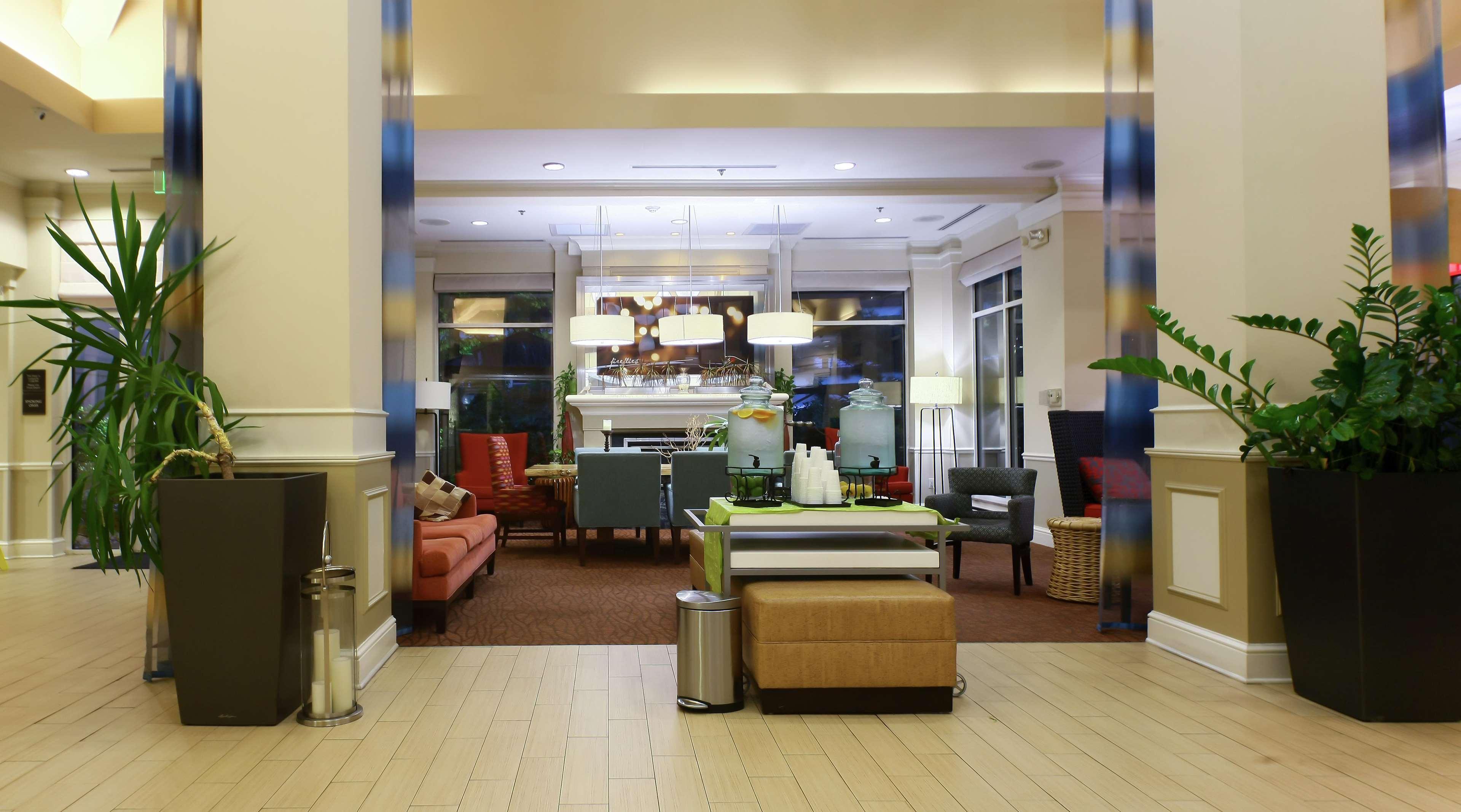 Hilton Garden Inn Secaucus/Meadowlands Exterior photo