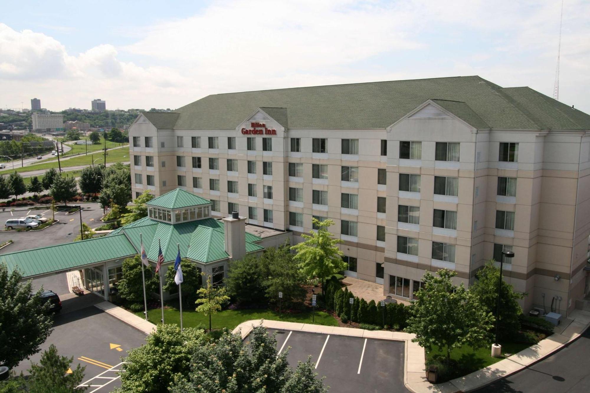 Hilton Garden Inn Secaucus/Meadowlands Exterior photo